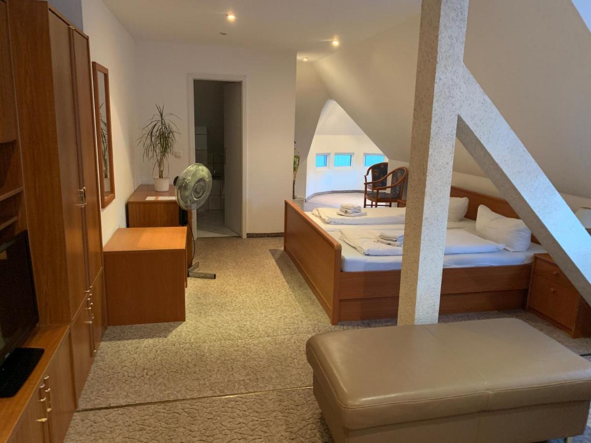 טויפיץ Hotel & Restaurant Schenk Von Landsberg מראה חיצוני תמונה